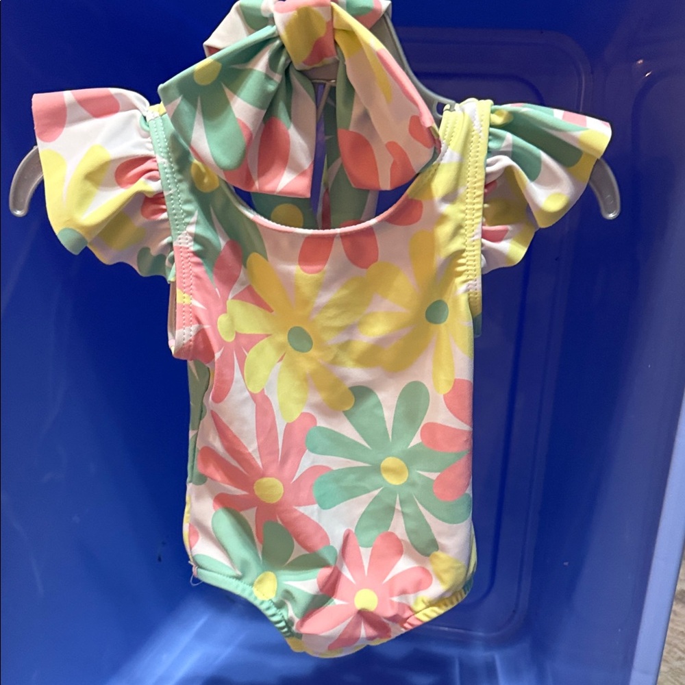SHEIN Pastel Swimsuit with Floral Pattern and matching headband with bow